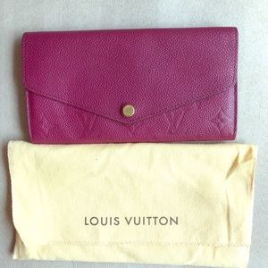 Authentic Louis Vuitton Sarah wallet